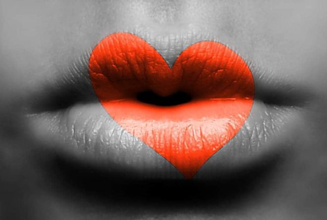 Besa y cuéntanoslo: esquivó mi beso